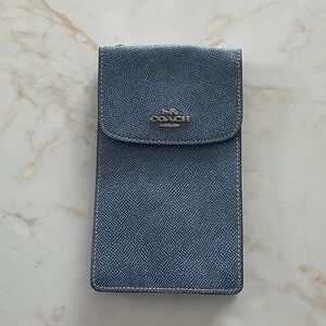 COACH :  Blue Phone Pouch
